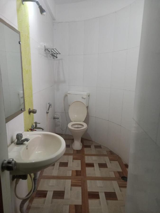 Sharan Hotel Shirdi Exterior foto
